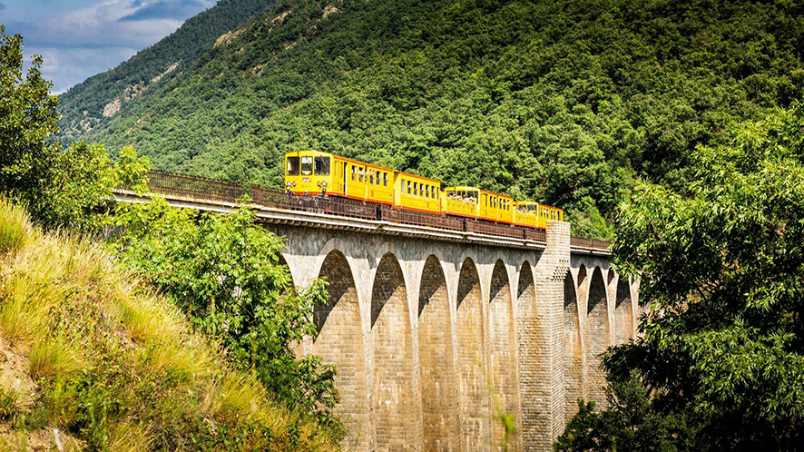 Le train jaune